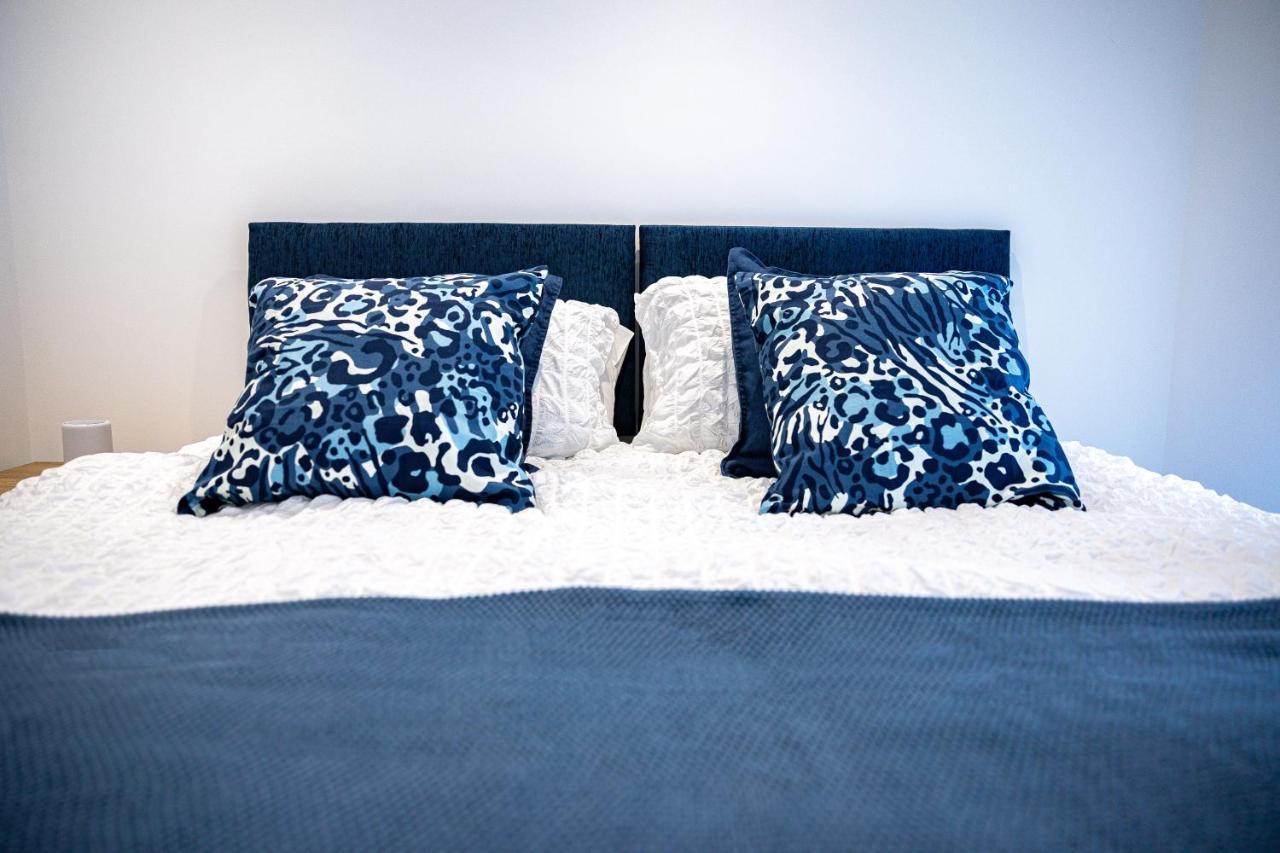 Stylish & Contemporary 2-Bed Townhouse - Parking - Wi-Fi - Netflix Apartment Worksop ภายนอก รูปภาพ