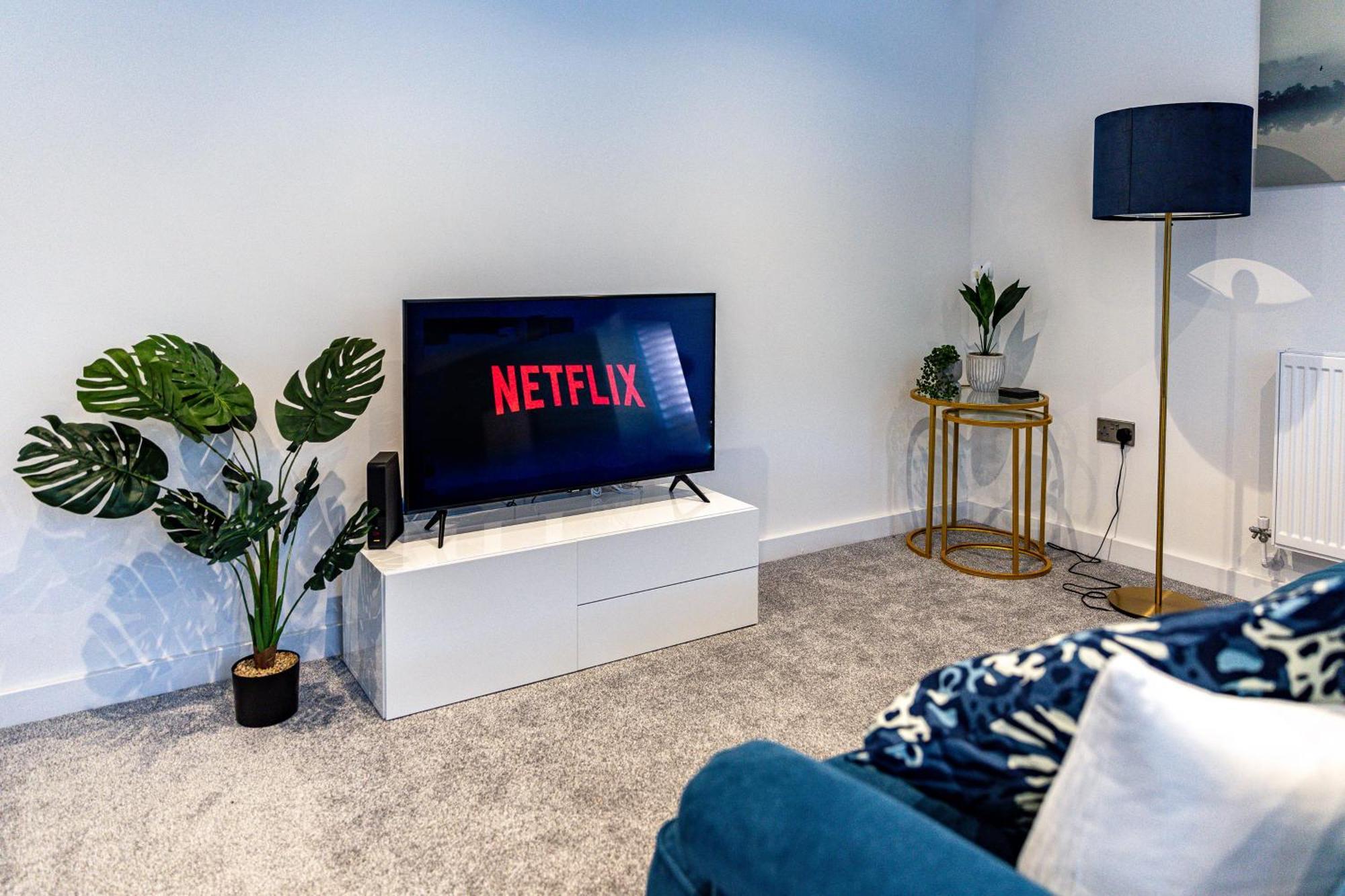 Stylish & Contemporary 2-Bed Townhouse - Parking - Wi-Fi - Netflix Apartment Worksop ภายนอก รูปภาพ