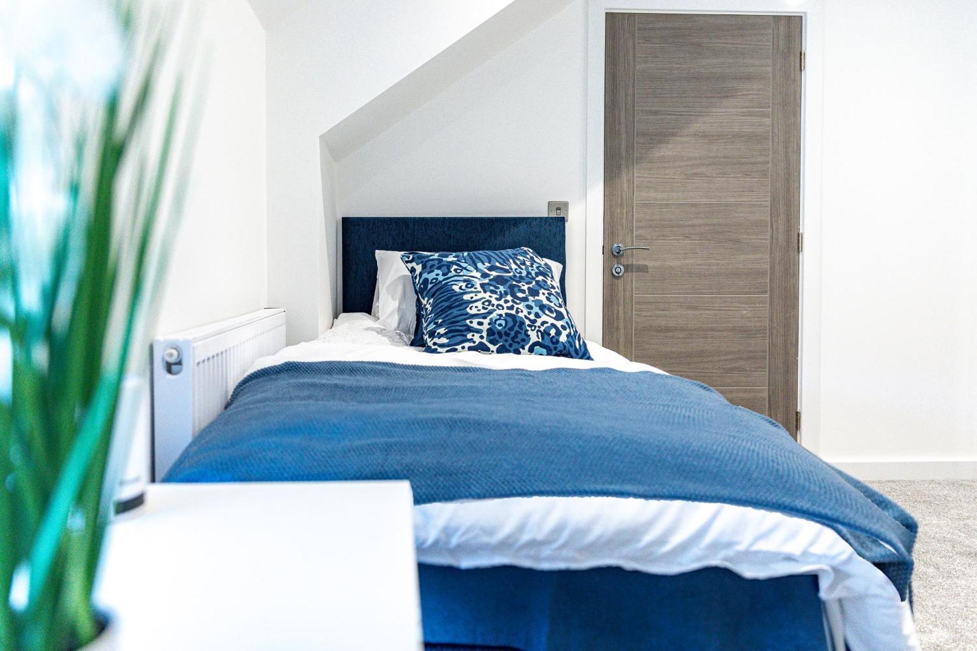 Stylish & Contemporary 2-Bed Townhouse - Parking - Wi-Fi - Netflix Apartment Worksop ภายนอก รูปภาพ