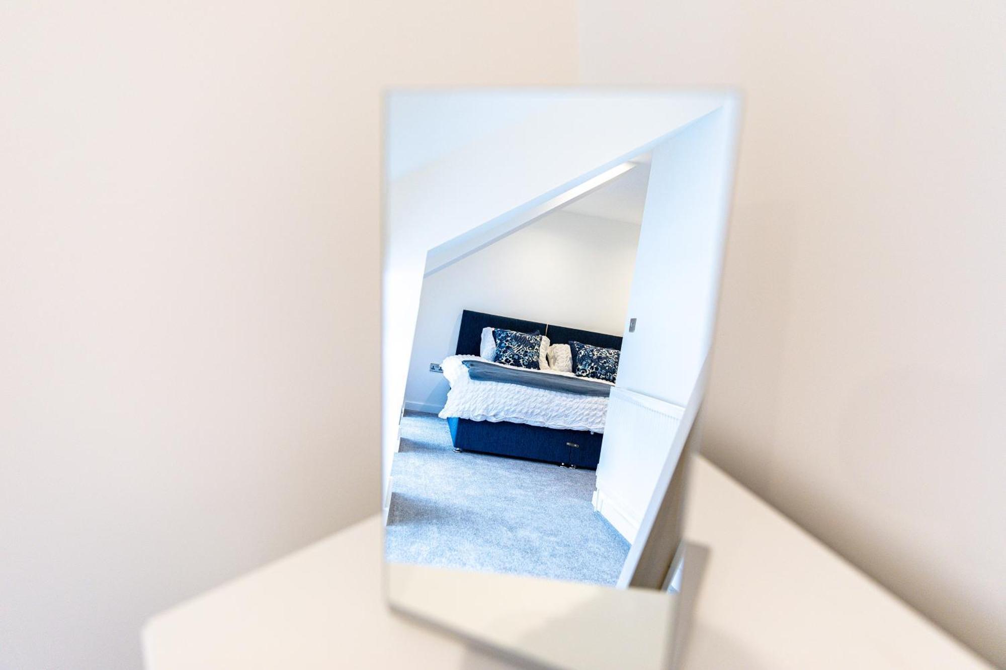 Stylish & Contemporary 2-Bed Townhouse - Parking - Wi-Fi - Netflix Apartment Worksop ภายนอก รูปภาพ