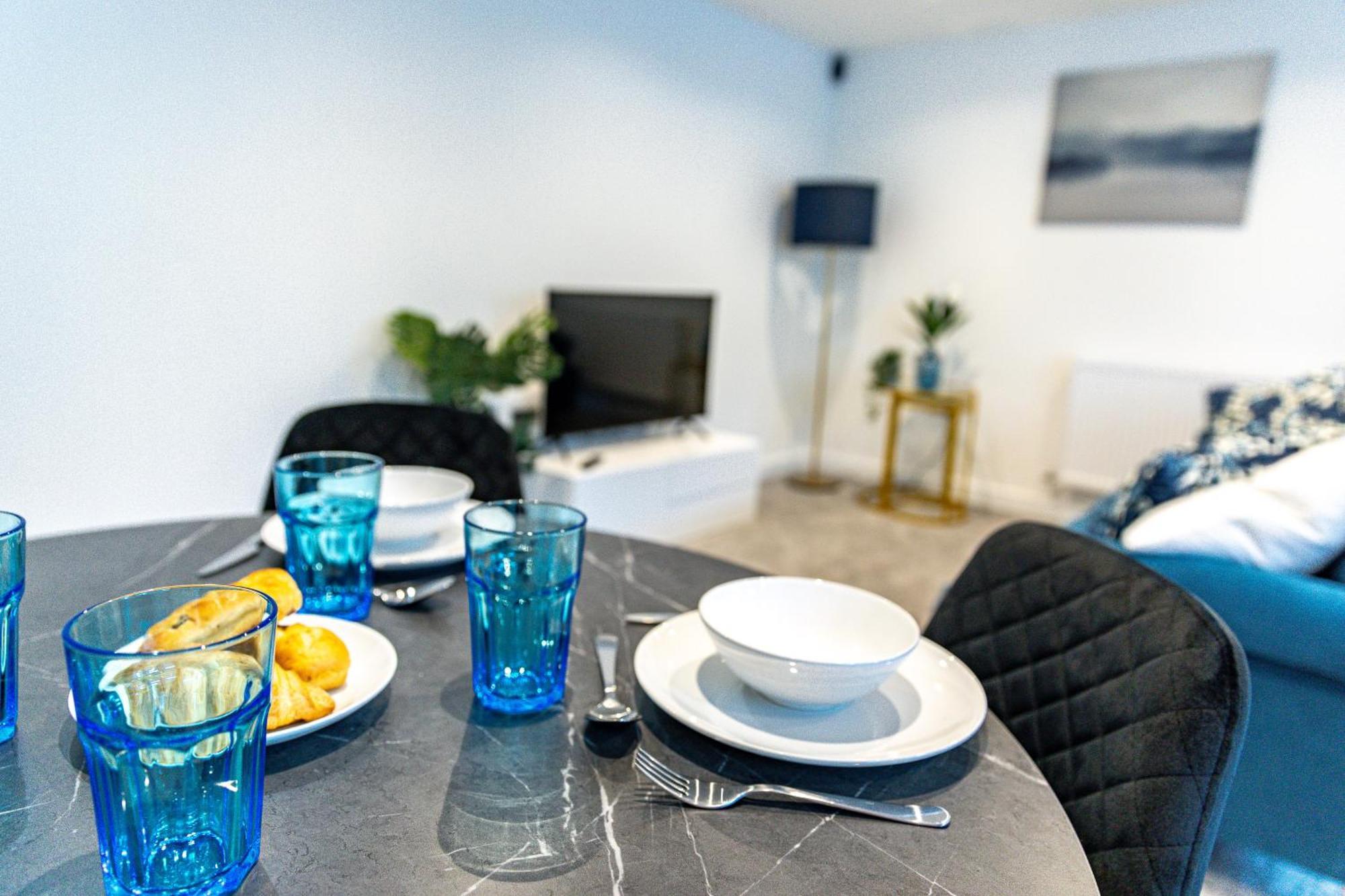 Stylish & Contemporary 2-Bed Townhouse - Parking - Wi-Fi - Netflix Apartment Worksop ภายนอก รูปภาพ